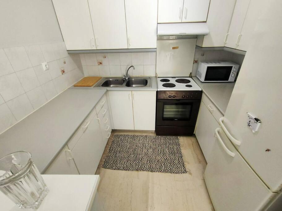 カラマタΔίπλα Στο Πάρκοアパートメント エクステリア 写真