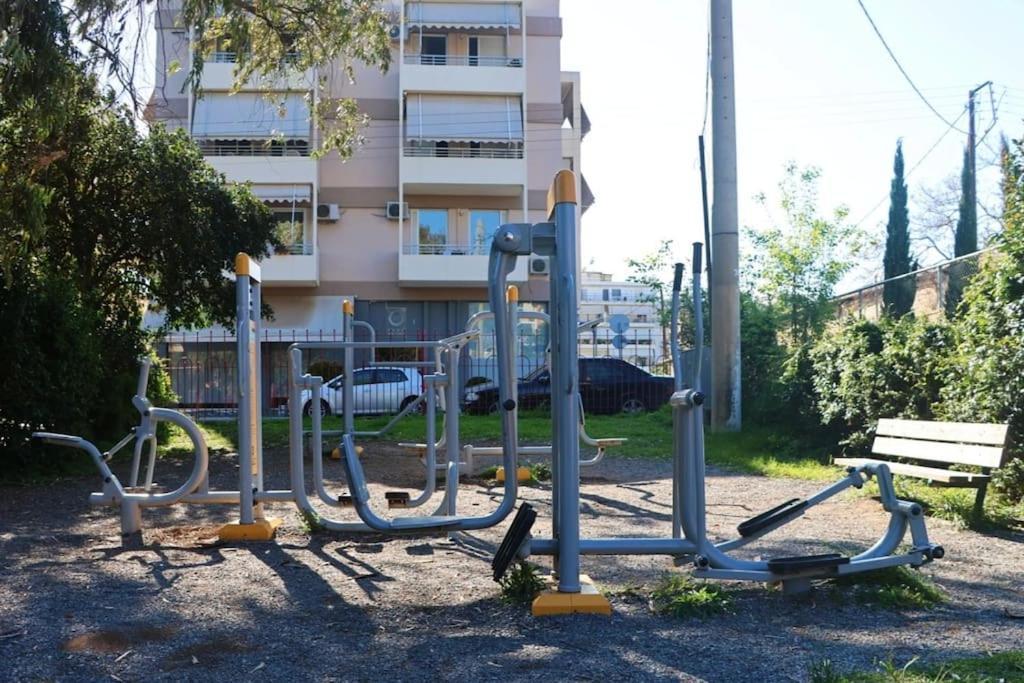 カラマタΔίπλα Στο Πάρκοアパートメント エクステリア 写真